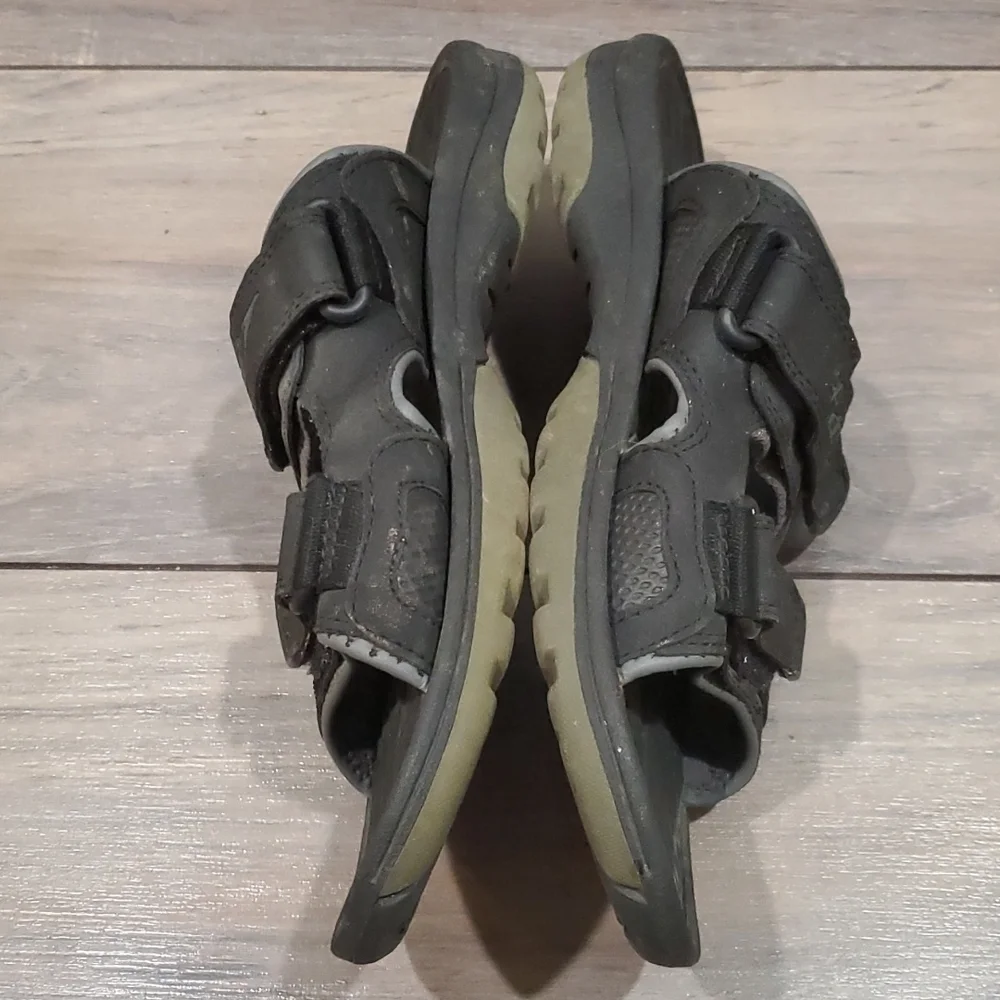 Speedo Men Comfort Athletic Flats Sandals shoes  sz 8
